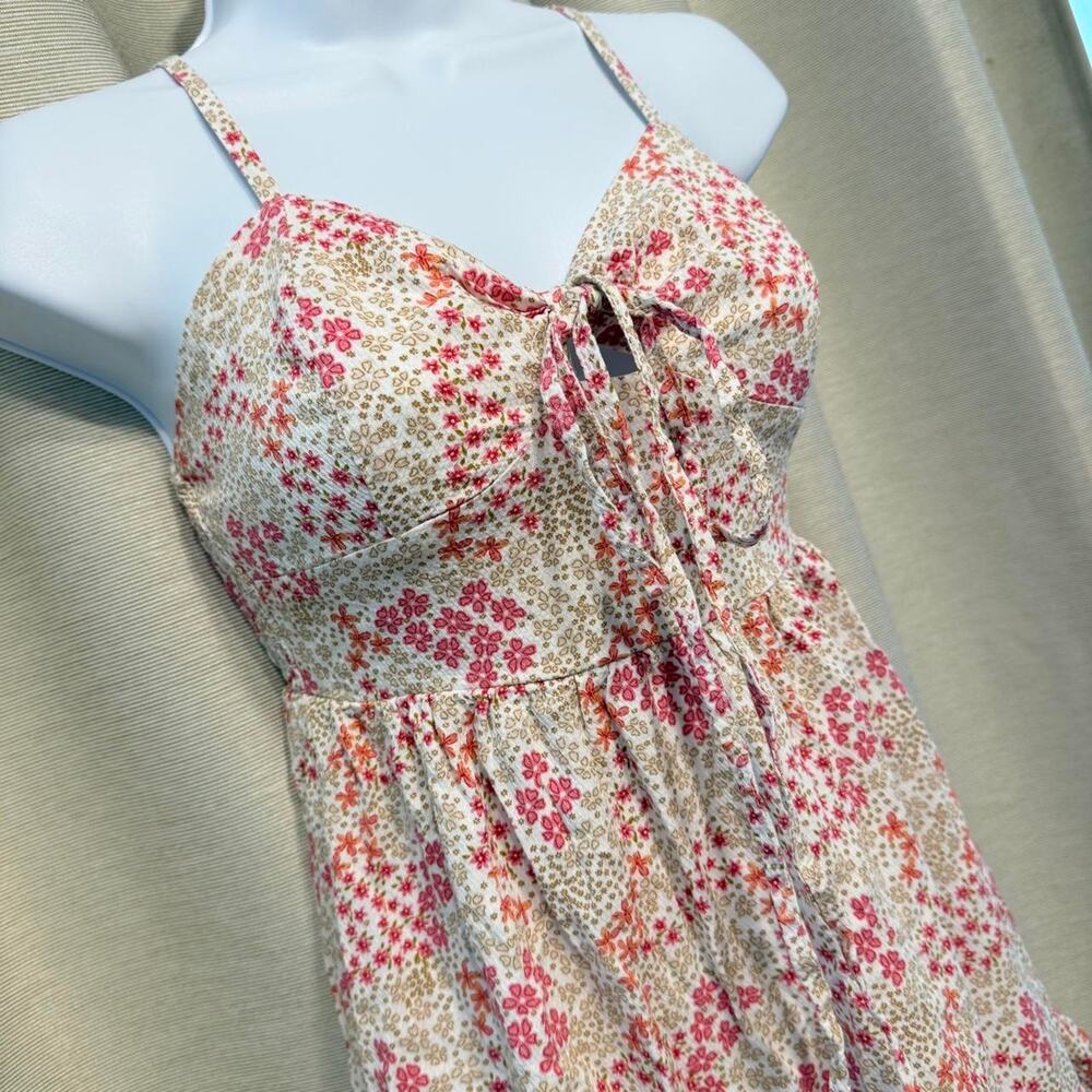Live to be spoiled XS RAYON floral mini dress tie front smocked back Vacation